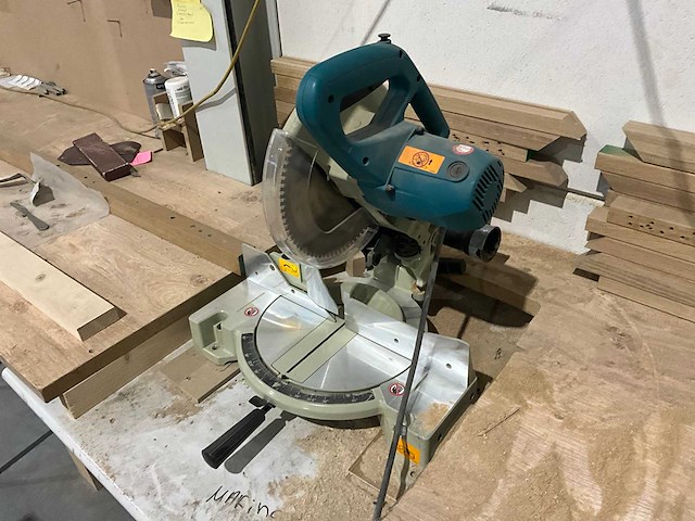 2023 makita ls1040 afkortzaag - afbeelding 2 van  4