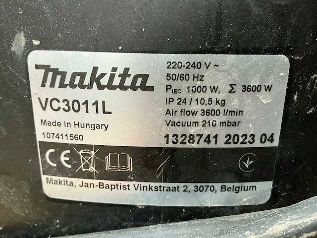 2023 makita vc3011l industriële stofzuiger - afbeelding 7 van  7
