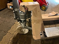 2023 mammut pt25l115g hand hydraulische palletwagen - afbeelding 3 van  4