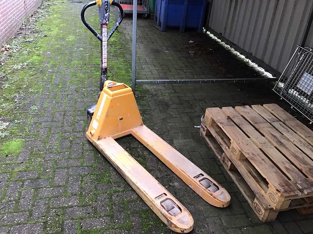 2023 manutan elektrische palletwagen - afbeelding 3 van  5