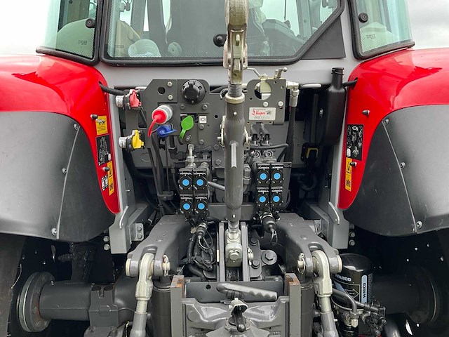 2023 massey ferguson 5s.115 vierwielaangedreven landbouwtractor - afbeelding 14 van  44