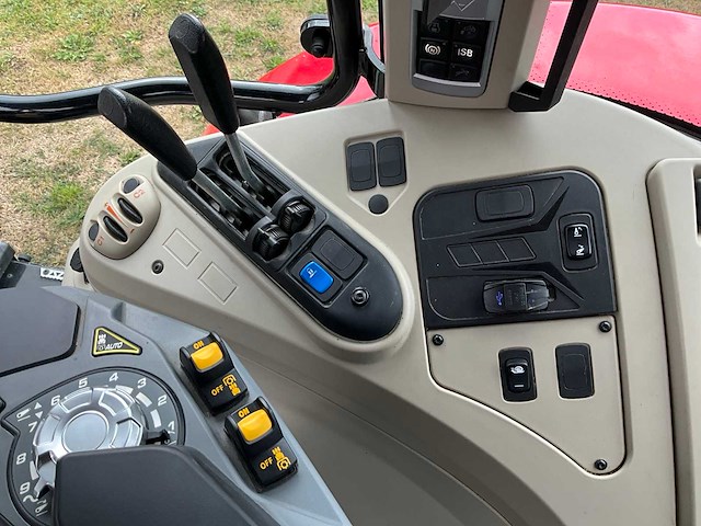 2023 massey ferguson 5s.115 vierwielaangedreven landbouwtractor - afbeelding 27 van  44