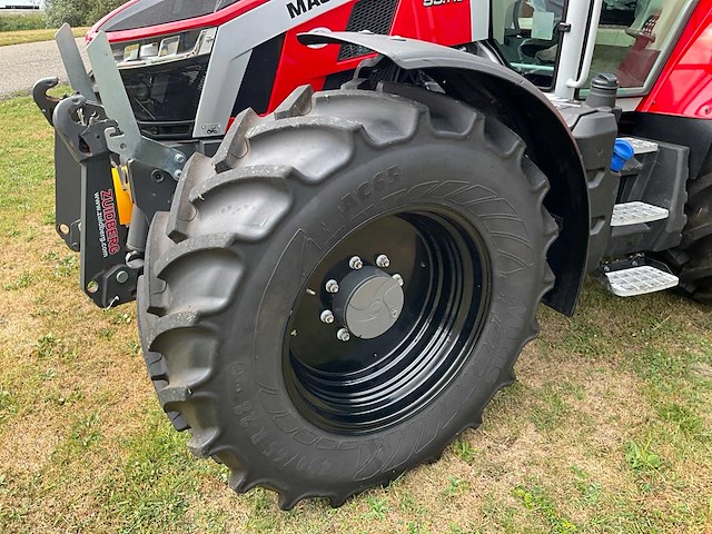 2023 massey ferguson 5s.115 vierwielaangedreven landbouwtractor - afbeelding 37 van  44