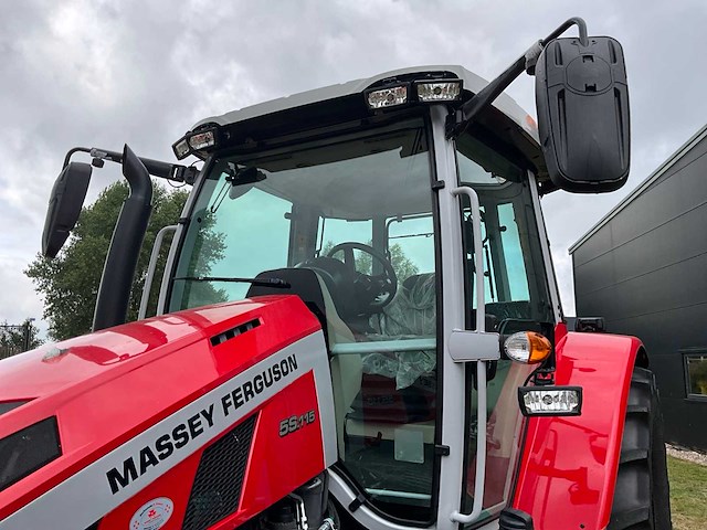 2023 massey ferguson 5s.115 vierwielaangedreven landbouwtractor - afbeelding 8 van  43