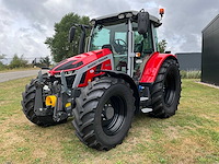 2023 massey ferguson 5s.115 vierwielaangedreven landbouwtractor - afbeelding 1 van  43