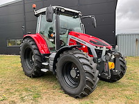 2023 massey ferguson 5s.115 vierwielaangedreven landbouwtractor - afbeelding 34 van  43