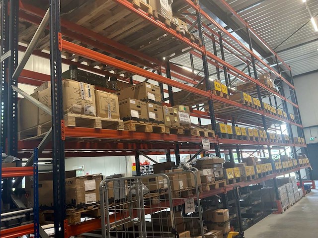 2023 mecalux palletstelling - afbeelding 8 van  15