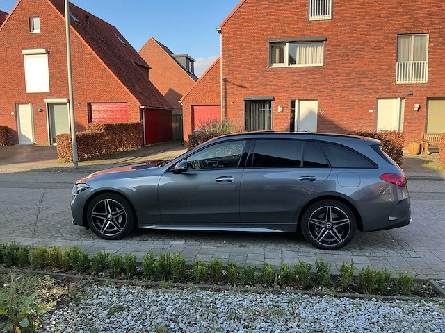 2023 mercedes-benz c-klasse estate 300 e 4matic amg ln personenauto - afbeelding 2 van  39