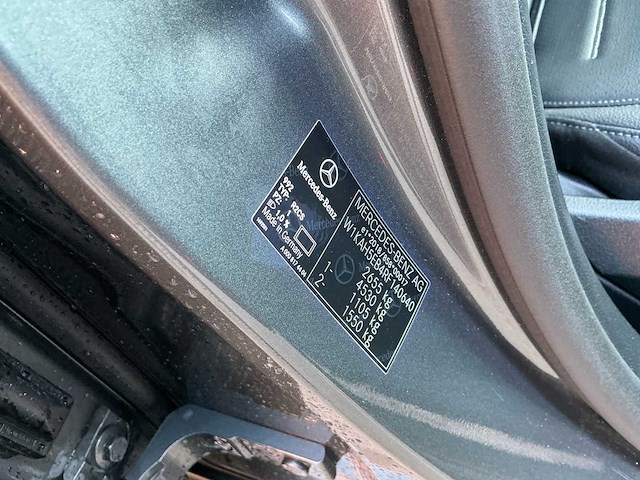 2023 mercedes-benz c-klasse estate 300 e 4matic amg ln personenauto - afbeelding 39 van  39