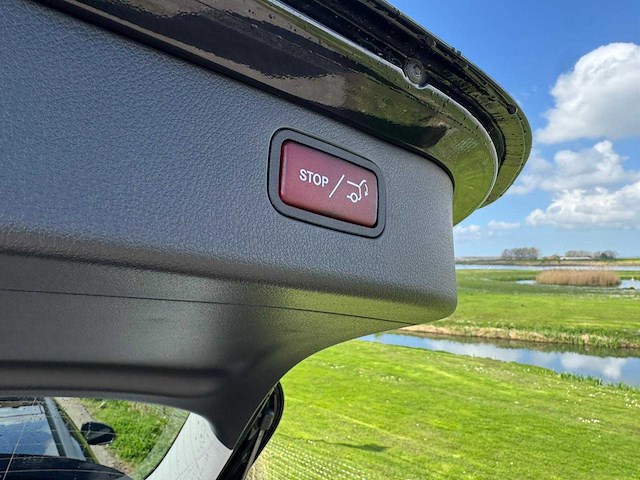 2023 mercedes-benz c-klasse estate 300 e lux. sport pano line jzd-99-s - afbeelding 9 van  16