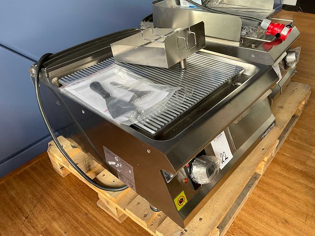 2023 metos d73/10tsftecr elektrische grillplaat - afbeelding 3 van  7