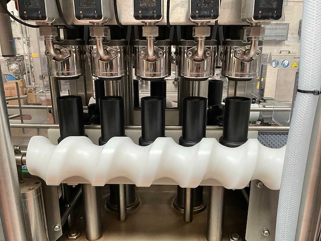 2023 micro can cp10 v1 blik vul- en sluitmachine (canning machine) - afbeelding 16 van  20