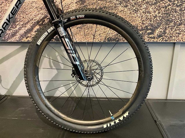 2023 mondraker f-podium carbon rr sl mountainbike - 43cm - afbeelding 6 van  13