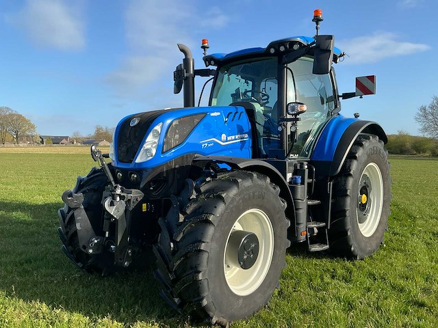 2023 new holland t7.300 vierwielaangedreven landbouwtractor - afbeelding 1 van  44