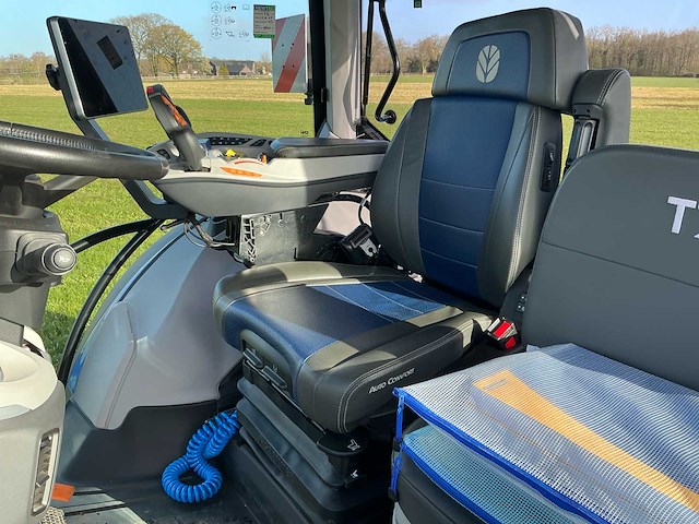 2023 new holland t7.300 vierwielaangedreven landbouwtractor - afbeelding 19 van  44
