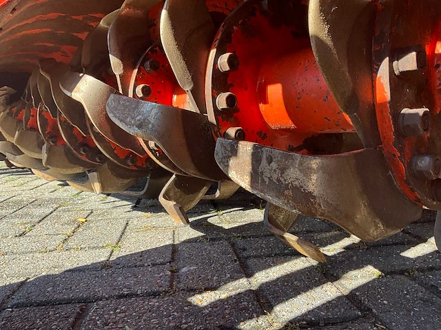 2023 ortolan b300 bio frees - afbeelding 9 van  18
