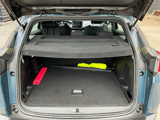2023 peugeot 3008 1.5hdi personenauto - afbeelding 11 van  46