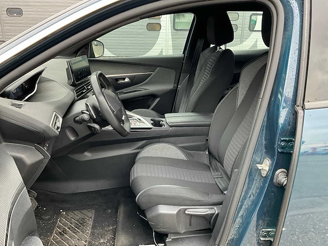 2023 peugeot 3008 1.5hdi personenauto - afbeelding 14 van  46