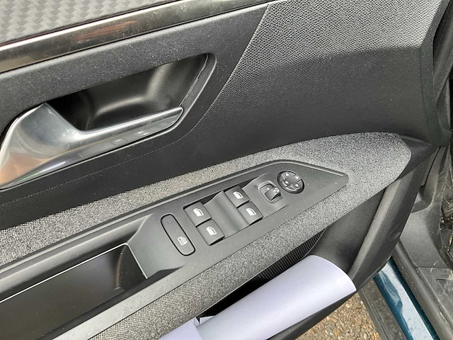 2023 peugeot 3008 1.5hdi personenauto - afbeelding 15 van  46