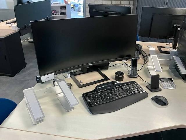 2023 philips 346e2c curved monitor - afbeelding 1 van  6