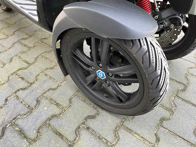 2023 piaggio mp3 300 sport 3 wiel motorfiets - afbeelding 7 van  18