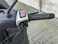 2023 piaggio mp3 300 sport 3 wiel motorfiets - afbeelding 16 van  18