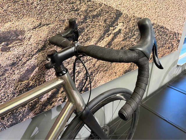 2023 pilot veturi chorus racefiets - 57cm - afbeelding 10 van  14