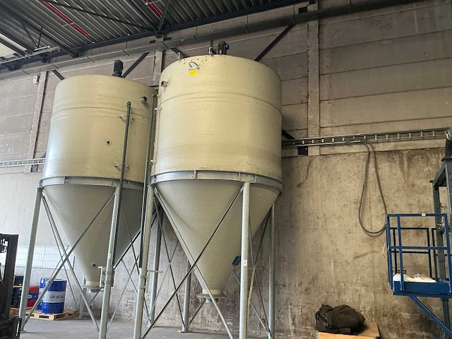 2023 polem sk7/30/20 granulaat silo - afbeelding 1 van  6