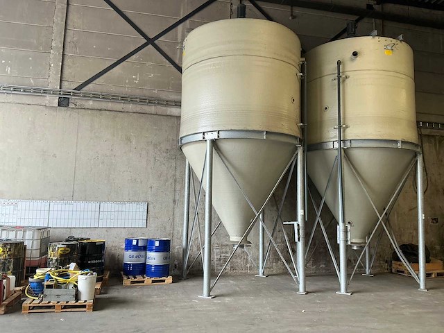 2023 polem sk7/30/20 granulaat silo - afbeelding 1 van  5