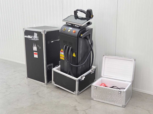 2023 qhr hm-dl310 medical diode laser system - laserontharingsapparaat - afbeelding 1 van  9