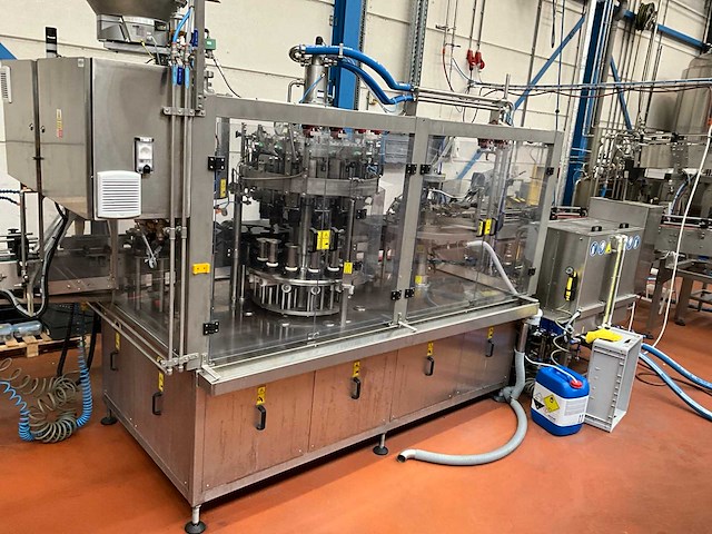 2023 raveco tribloc tr-480-12 automatische flessen bottellijn - afbeelding 8 van  13