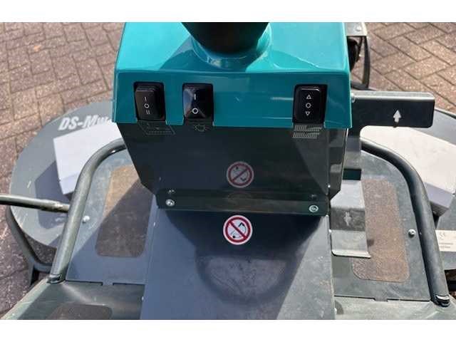 2023 remarc tourno king size 4wd servo frontmaaier - afbeelding 2 van  3