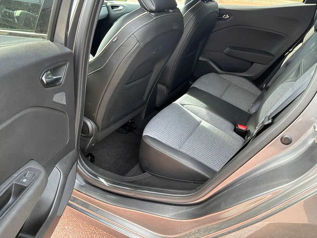 2023 renault clio 1.6 etfh 145 techno personenauto - afbeelding 7 van  18