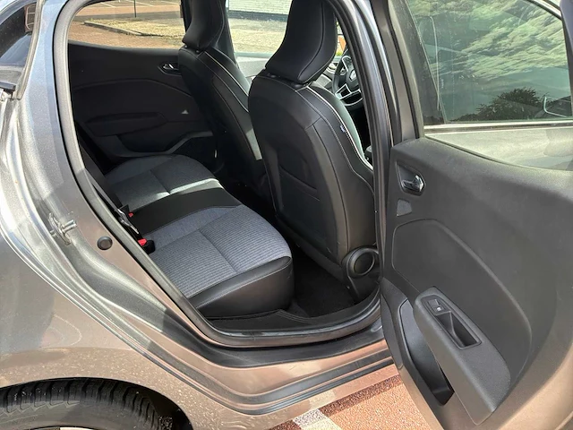 2023 renault clio 1.6 etfh 145 techno personenauto - afbeelding 9 van  18