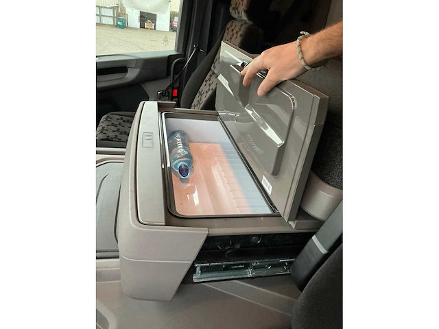 2023 scania p280 vrachtwagen met huifopbouw - afbeelding 29 van  41