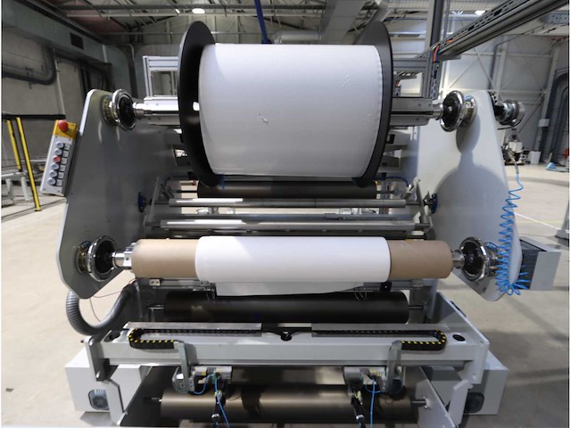 2023 schuur-rol-naar-rol lamineerlijn - afbeelding 4 van  25