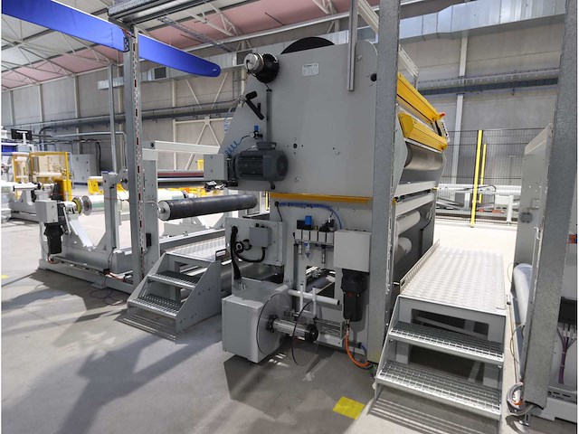 2023 schuur-rol-naar-rol lamineerlijn - afbeelding 10 van  25