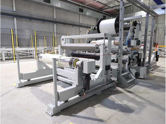 2023 schuur-rol-naar-rol lamineerlijn - afbeelding 21 van  25