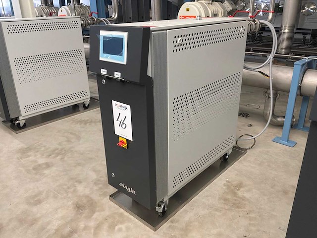 2023 single oil geavanceerde d2-300 hoogtemperatuurregelingsunit - afbeelding 1 van  7