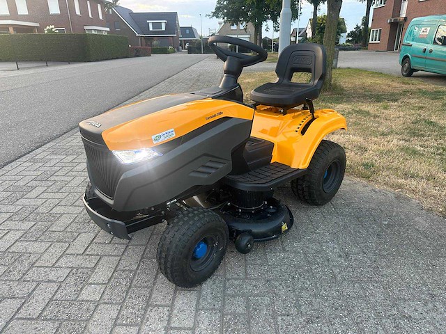 2023 stiga sdst 98 elektrische zitmaaier - afbeelding 1 van  12