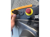 2023 stiga sdst 98 elektrische zitmaaier - afbeelding 8 van  12