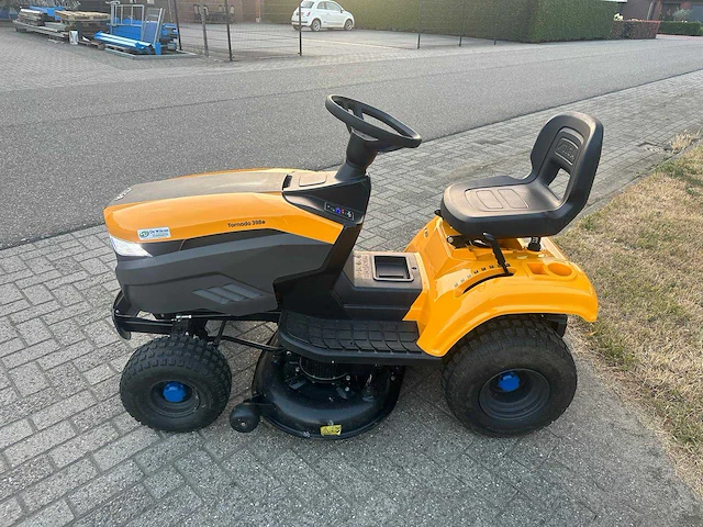 2023 stiga sdst 98 elektrische zitmaaier - afbeelding 7 van  12