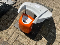 2023 stihl ado 402 / 500 robotmaaier dockingstation - afbeelding 3 van  5