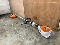 2023 stihl fsa120r bosmaaier - afbeelding 1 van  4