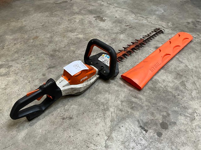 2023 stihl hsa 130 heggenschaar - afbeelding 4 van  7
