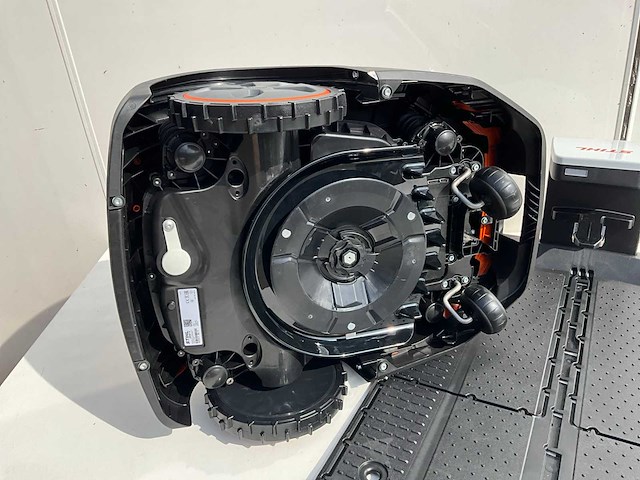 2023 stihl imow 5 robotmaaier - afbeelding 8 van  11