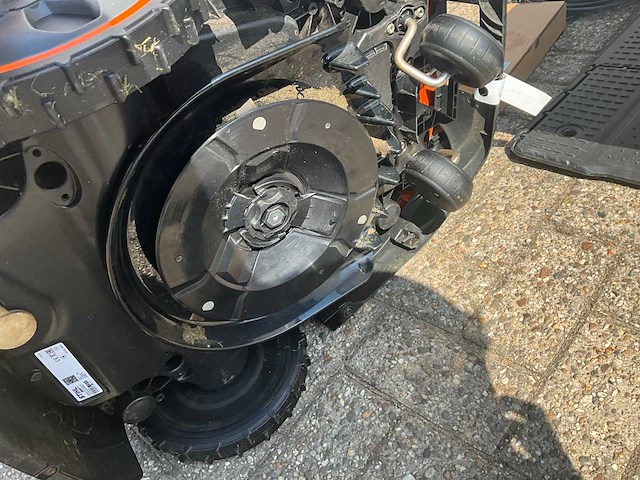 2023 stihl imow 7 robotmaaier - afbeelding 6 van  7