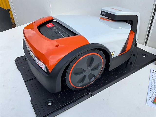 2023 stihl imow 7 robotmaaier - afbeelding 13 van  14