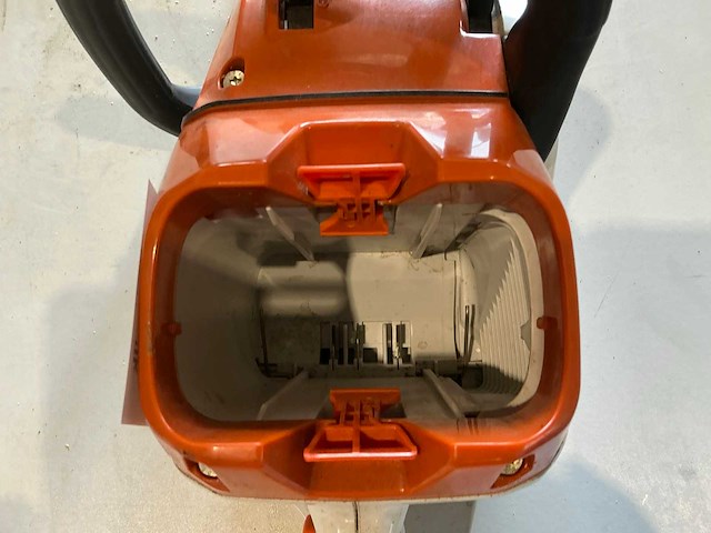2023 stihl msa220c kettingzaag - afbeelding 5 van  6