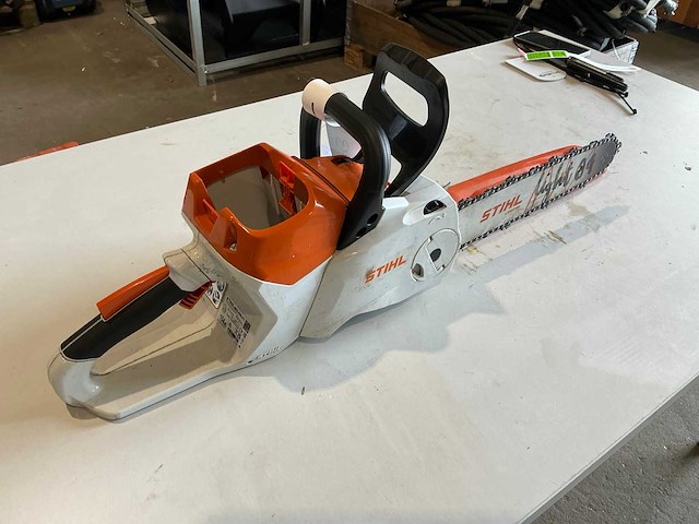 2023 stihl msa220c kettingzaag - afbeelding 1 van  1